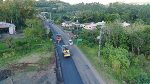 ERS-124, no Vale do Caí
